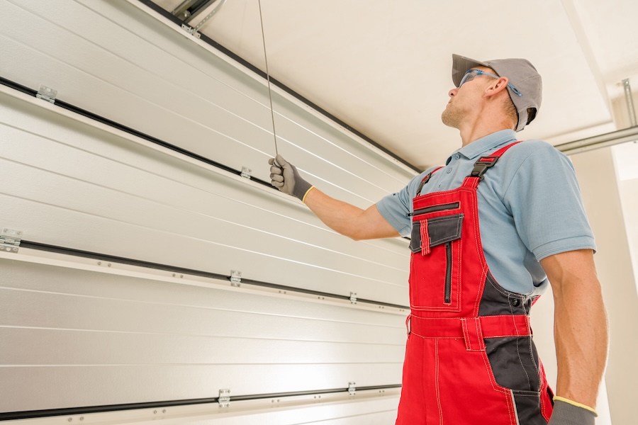garage gates maintenance performed by caucasian te 2026 01 08 23 59 13 utc